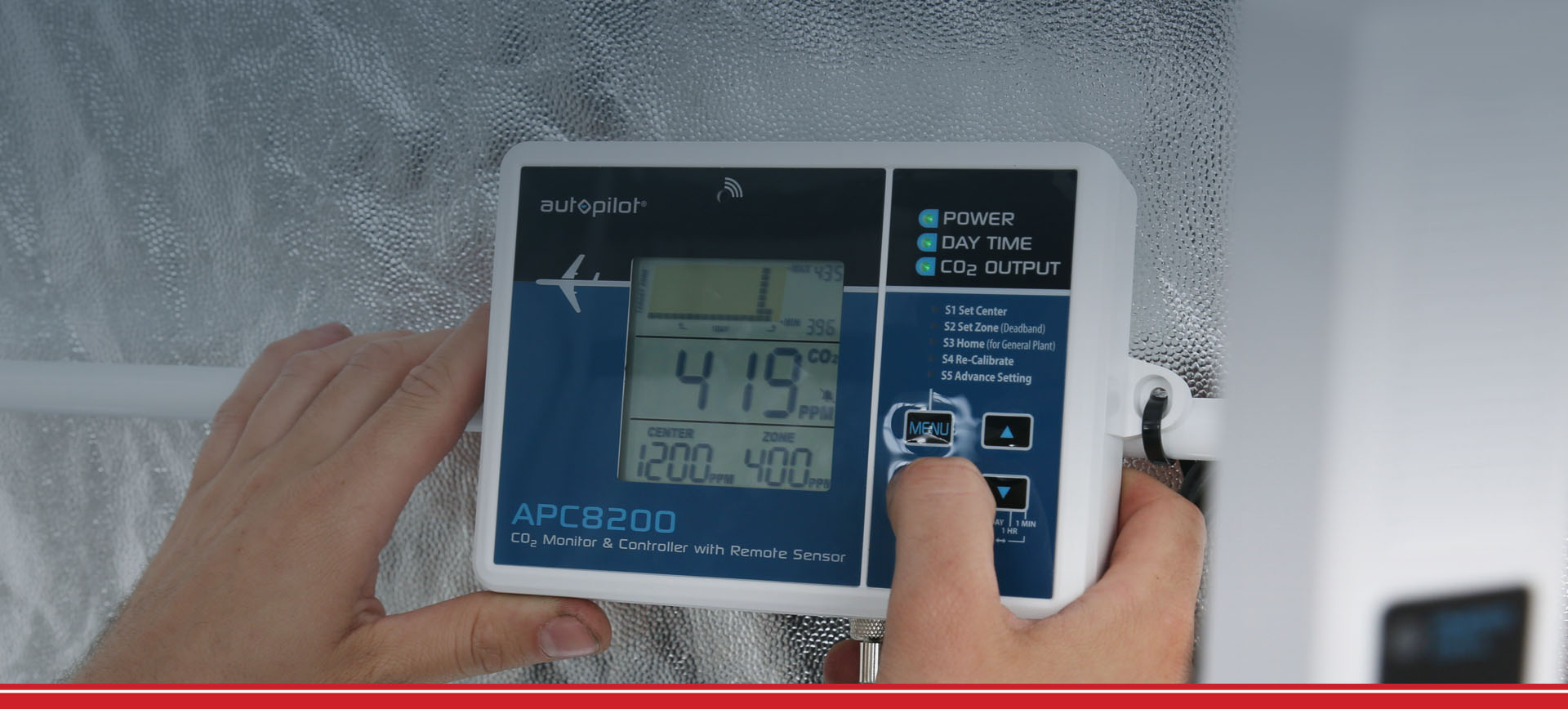 Autopilot APC8200 - Hero